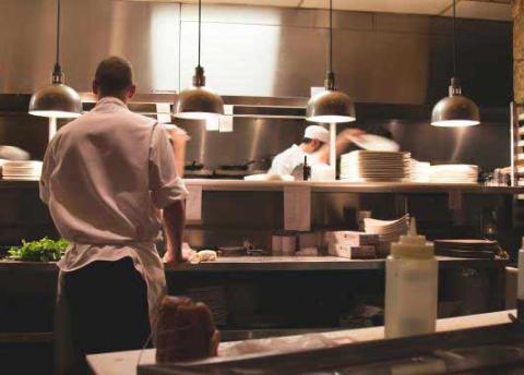 Travailler dans les cuisines d’un grand hôtel : un plus sur le CV