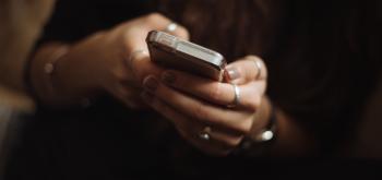 Internet et téléphone portable : trouver le bon contact en cas de litige